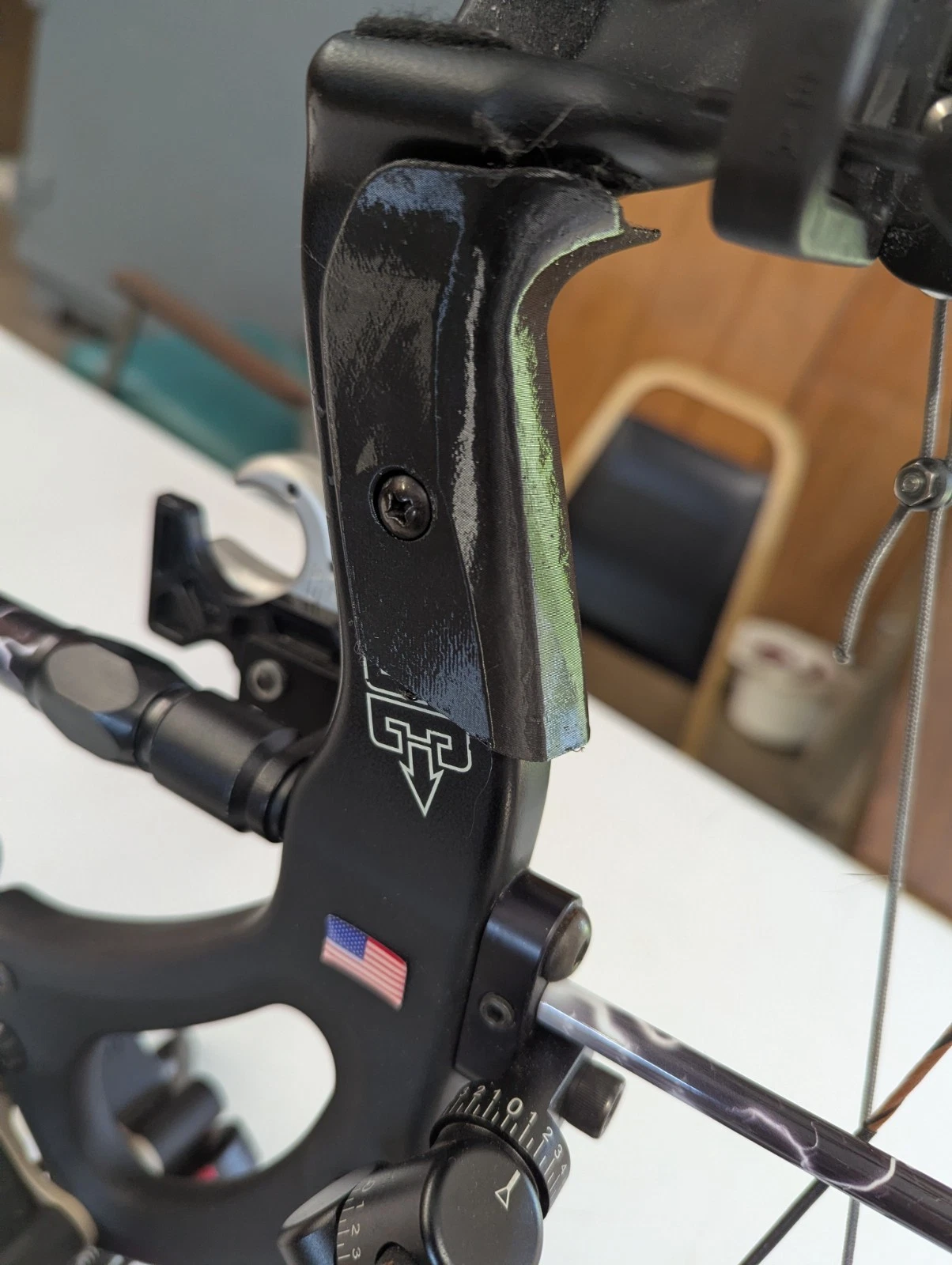 Black Grip Image 2